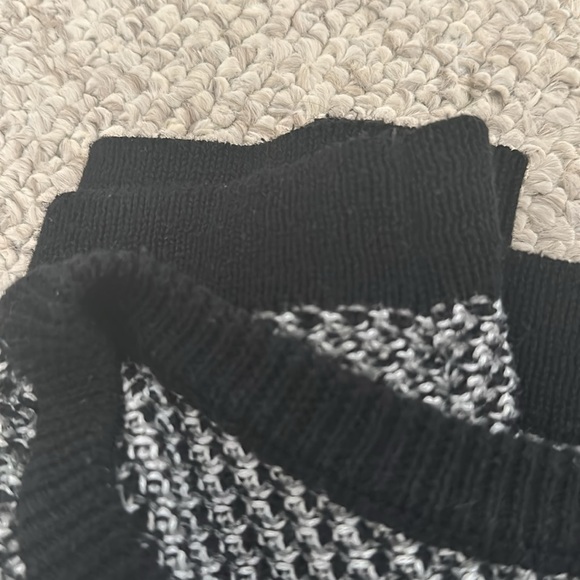 Nordstrom Men’s Crewneck Sweater - Picture 8 of 9